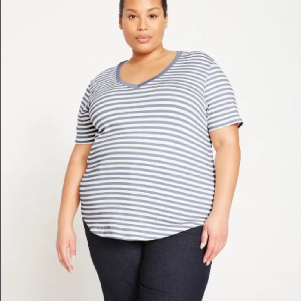 Universal Standard V Neck T Rex in lavender stripe